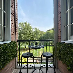 luxury-house-dergano.it-lombardy.com/