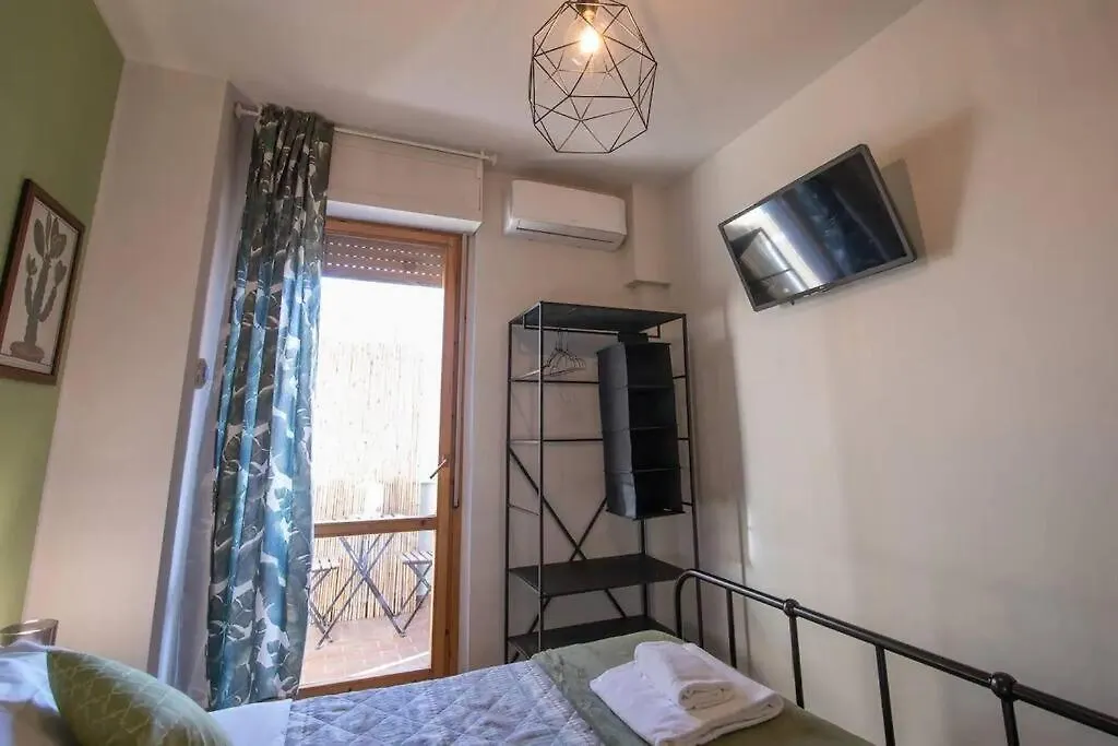 Alice'S Guest Parking & Wi-Fi Apartment Pisa